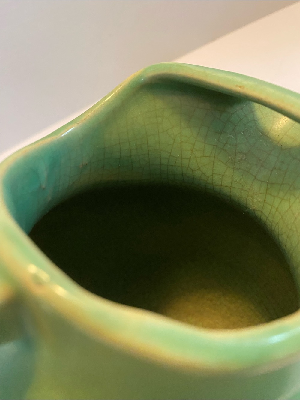 Vintage Jadeite Green Ball Jug w/ Ice Lip Water Pitcher – Marked “USA” – MCM - Picture 8 of 15